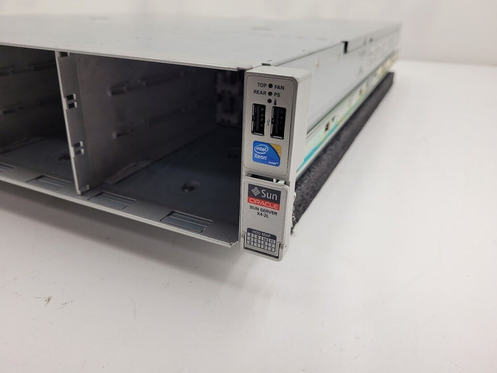 Oracle Sun Server X4-2L 2x Intel Xeon E5-2630v2 96GB RAM 2U 4x 7069200 800Gb