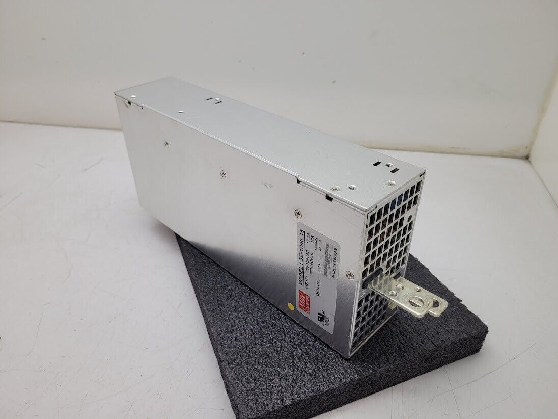 MW Mean Well SE-1000-15 Switching Power Supply 15VDC 66.7A 100-220VAC Input