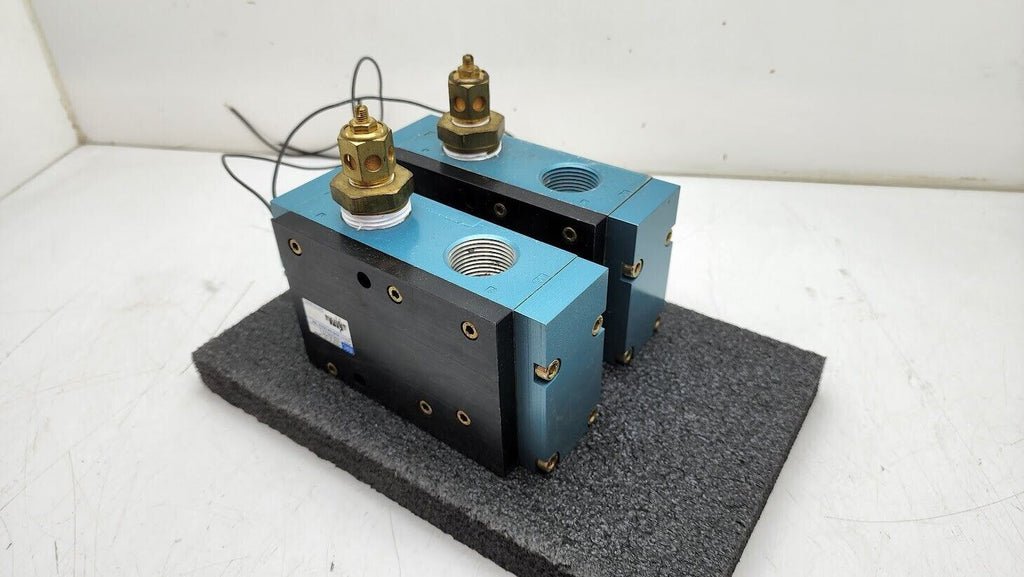 2x MAC Pneumatic Air Solenoid Control Valve 24VDC 67A-C1-BAB-DM-DDAA-1BA 1" NPTF
