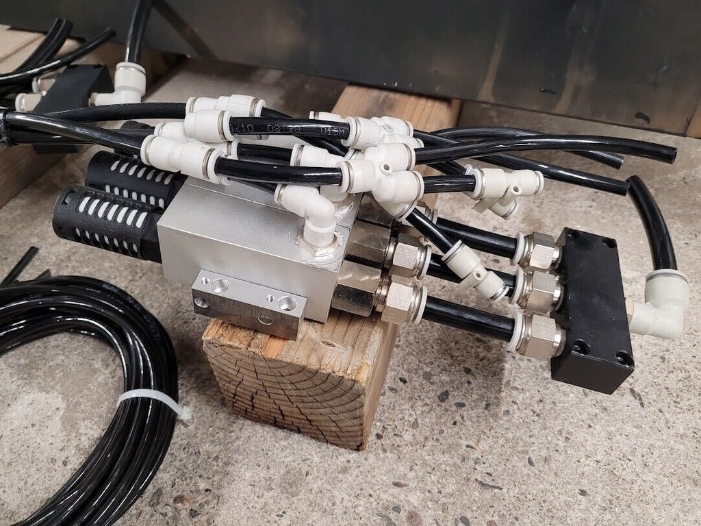 Aluminum Vacuum Hold Down / Float Table 34" x 40" Venturi Generators SMC Piping