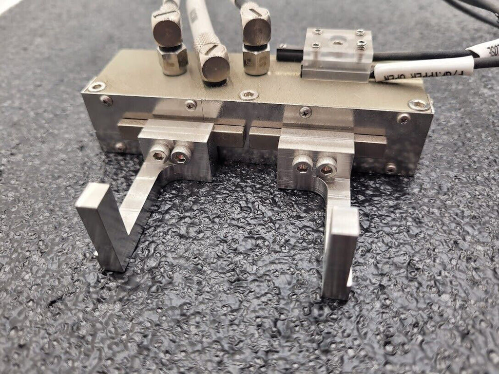 Destaco Robohand RPLC-4M Low Profile Cleanroom Parallel Gripper Jaw 1" Stroke