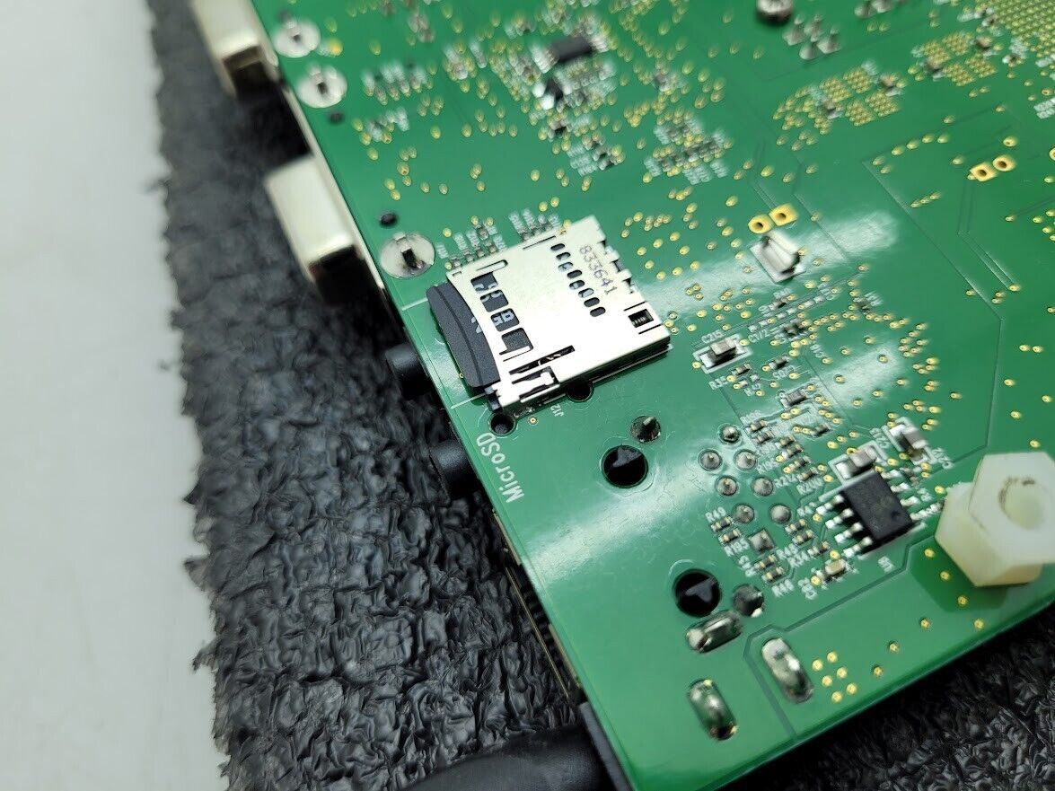 Alterra Cyclone V ARM Development Board V2M-MPS2 Cortex-M Prototyping System