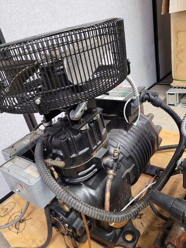 Lot of 2 Copeland Refridgerant Compressors NRD10310TFD 3HP 480VAC 23K BTU