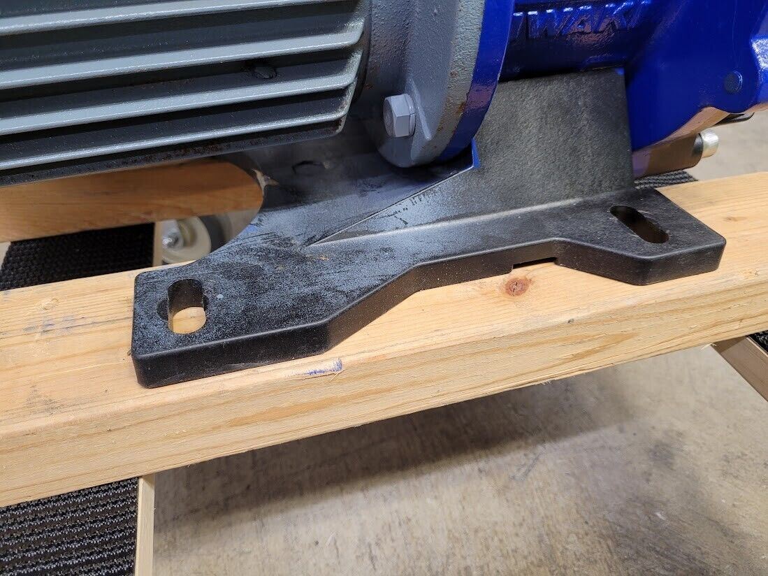 Iwaki MX-403RV5E GFRPP Magnet Drive Pump 2.2kW 230/400V 20-250l/m 23m Head 50Hz