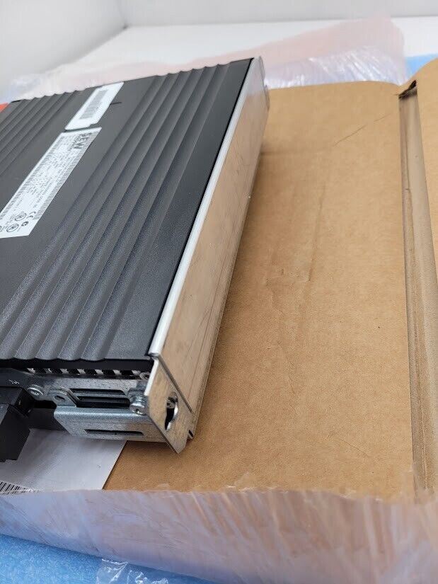 SEW Eurodrive MDX61B0008-5A3-4-OT MOVIDRIVE Servo Drive New Old Stock from 2016