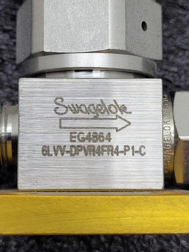 Swagelok Pneumatic Diaphragm Valve 6LVV-DPVR4FR4-P1-C 1/4 M/F VCR Fittings