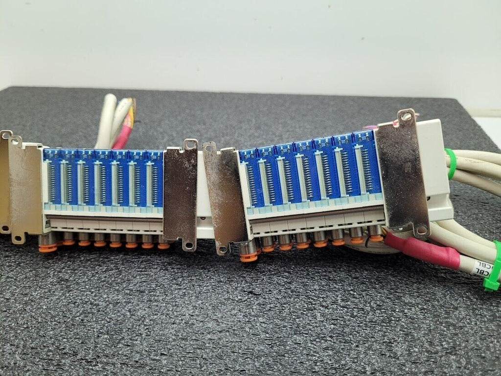 3 Valve Block Lot with 7x SMC V110T-D5NCZ-N3 Solenoid Valve 1/4" input 4mm out