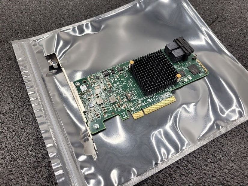 Intel RS3UC080J PCIe x8 Gen3 SAS/SATA RAID Controller HBA Tested 2x SFF-8643