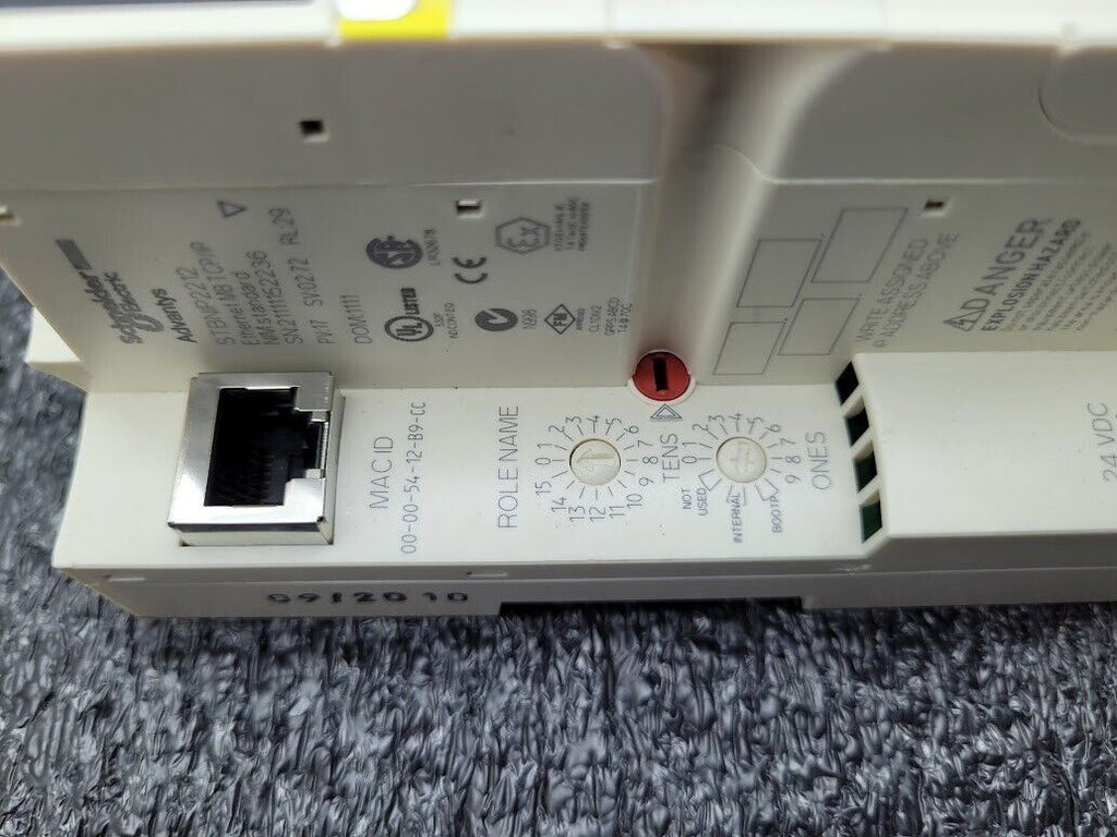 Schneider Telemecanique STBNIP2212 Ethernet MB NIM PLC Control Advantys Unit E