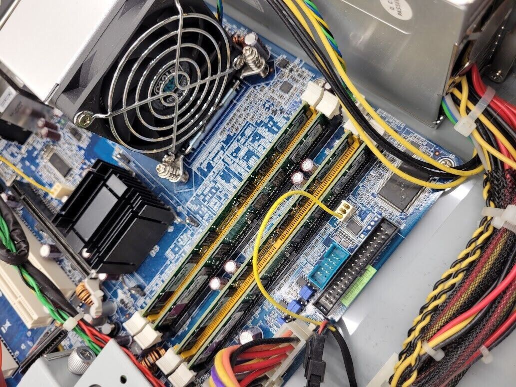 ADVANTECH AIMB-763G2 AIMB-763G2-00A1E IPC Motherboard Core 2 Duo 2.7Ghz 2GB Ram