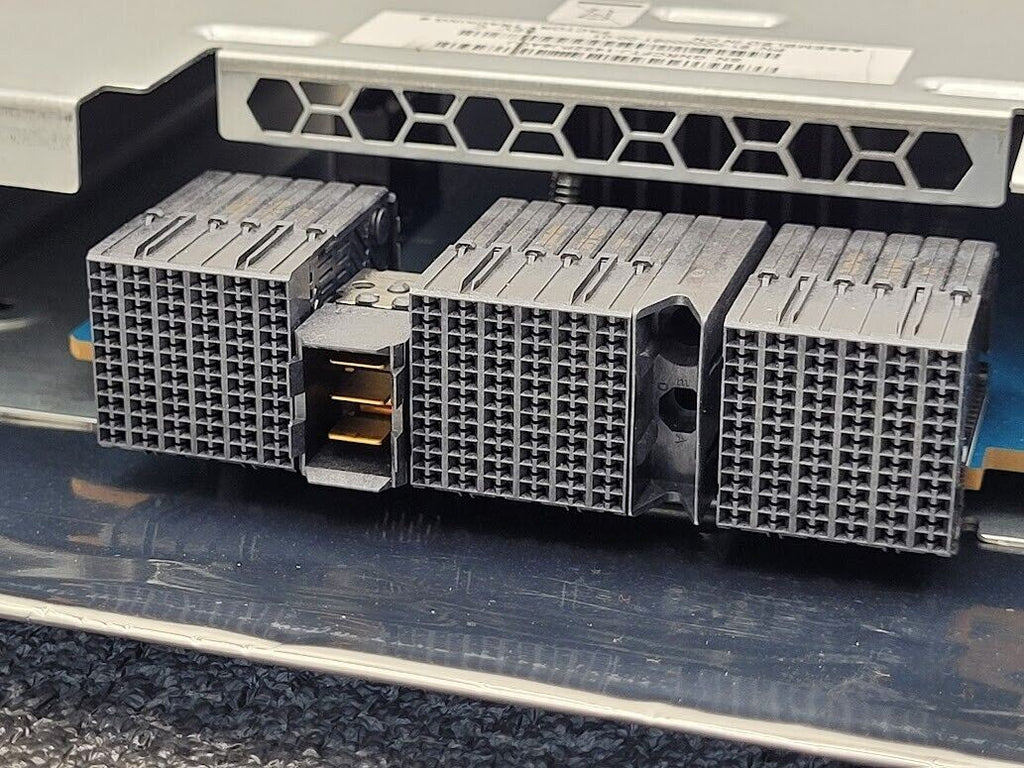 Dot Hill DotHill 6GB I/O Controller Module 81-00000081-00-01 PFRUVC06-01 6GSAS C