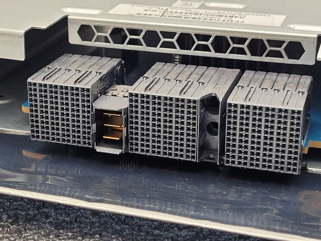 Dot Hill DotHill 6GB I/O Controller Module 81-00000081-00-01 PFRUVC06-01 6GSAS C