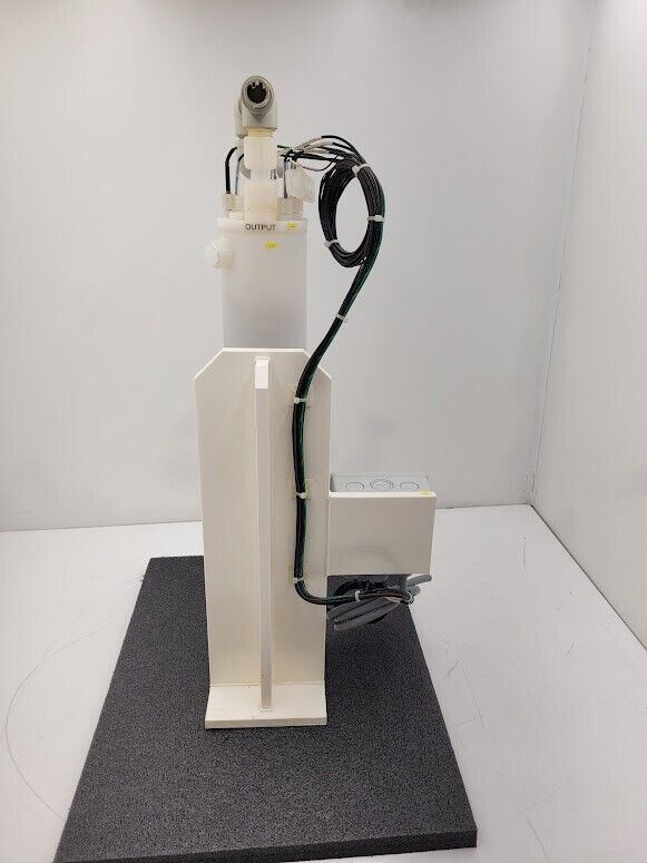 Heateflex LH1-1-12-W-A08 400V 17A 3Ph Ultra Pure Fluid Heater 6.8kW PVDF/PFA