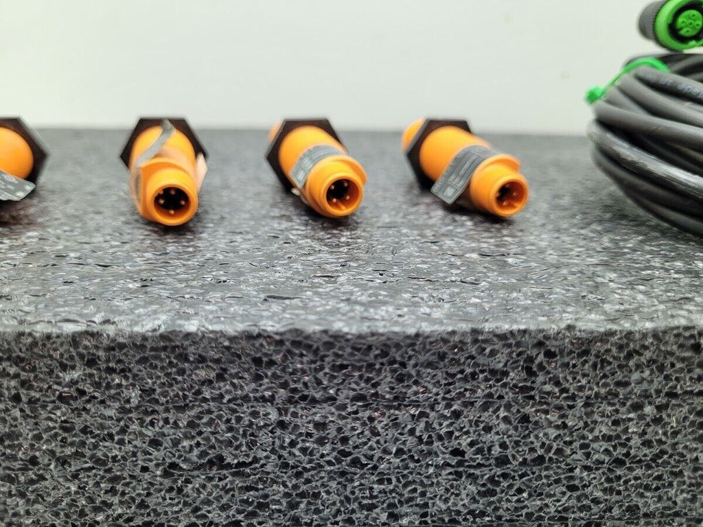 Lot of 5 IFM OGH-FPKG/US-100 Diffuse Reflection Sensor OG5121 w/ Cables