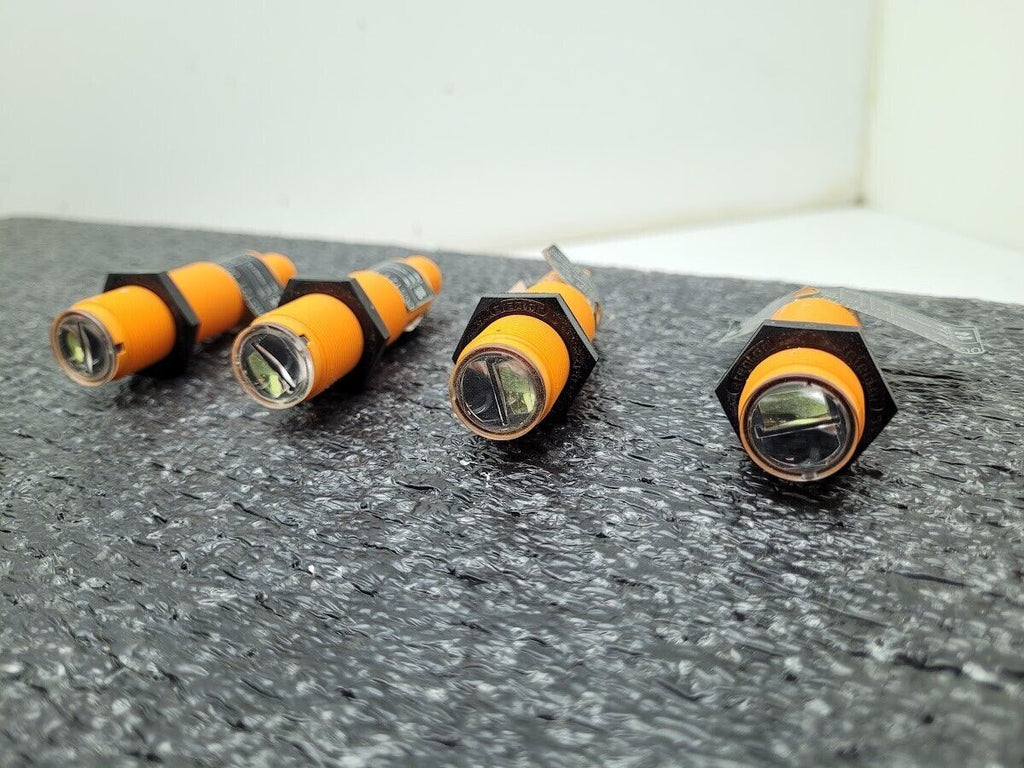 Lot of 5 IFM OGH-FPKG/US-100 Diffuse Reflection Sensor OG5121 w/ Cables