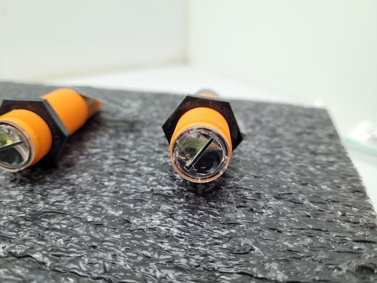 Lot of 5 IFM OGH-FPKG/US-100 Diffuse Reflection Sensor OG5121 w/ Cables
