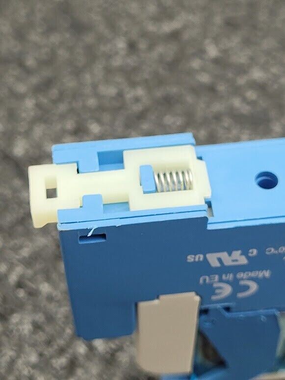 Finder 97.02 Relay Socket 8A 250V 24VDC Relay 46.52.9.024.0040 Tested Working