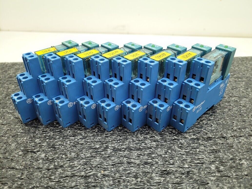 Lot of 8 Finder 95.05 Socket 8A 250V 24VDC 40.52S Relay 9902.9024.99 Indicator