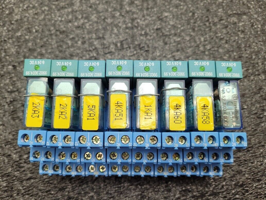 Lot of 8 Finder 95.05 Socket 8A 250V 24VDC 40.52S Relay 9902.9024.99 Indicator