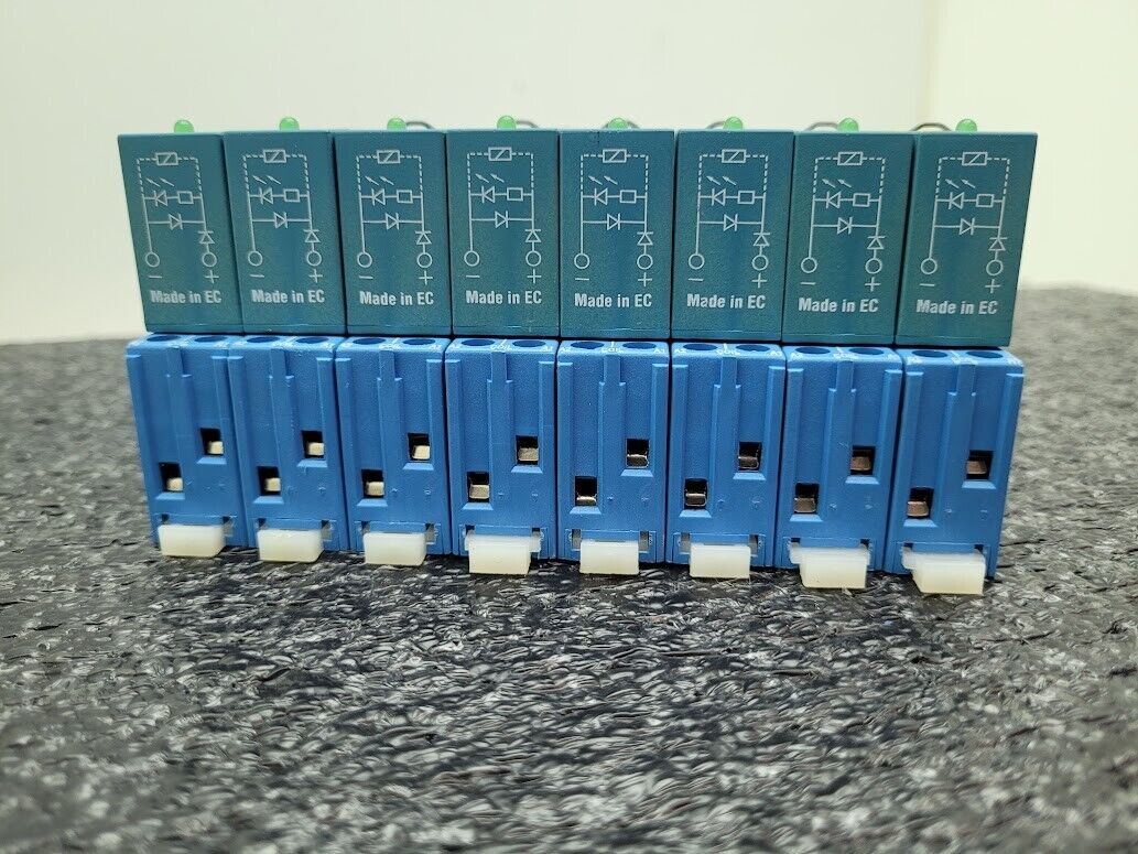 Lot of 8 Finder 95.05 Socket 8A 250V 24VDC 40.52S Relay 9902.9024.99 Indicator
