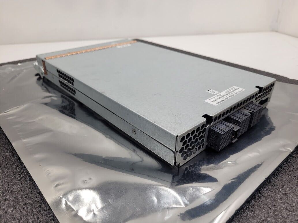 HP 592262-001 P2000 SAS 6GB LFF I/O Storage Controller AP844A 81-00000055-03-01