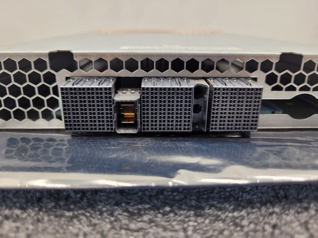 HP 592262-001 P2000 SAS 6GB LFF I/O Storage Controller AP844A 81-00000055-03-01