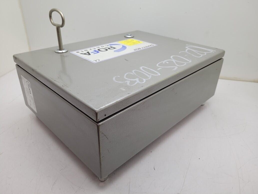 Water Tight Electrical Enclosure Cabinet 16"x12"x5" w/ Turn Locks, 20 I/O ports
