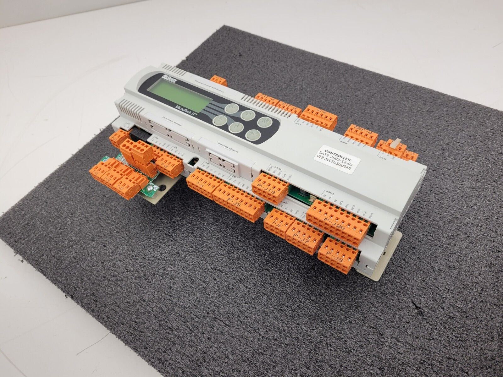 McQuay Air Conditioning Chiller Controller WCFU3UU04E PCO2MQ3BL0