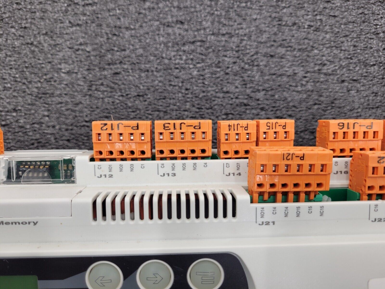 McQuay Air Conditioning Chiller Controller WCFU3UU04E PCO2MQ3BL0