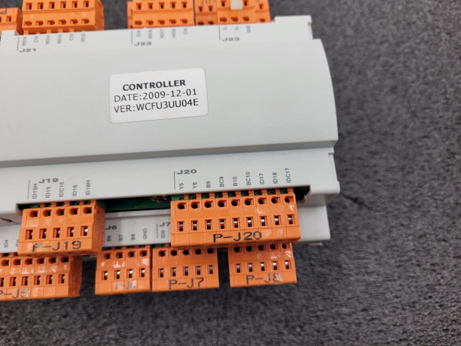 McQuay Air Conditioning Chiller Controller WCFU3UU04E PCO2MQ3BL0