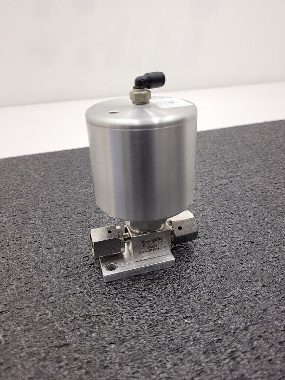 Swagelok 6LVV-DPHFR4-P-C High Pressure ON/OFF Diaphragm Valve 1/4" Female VCR