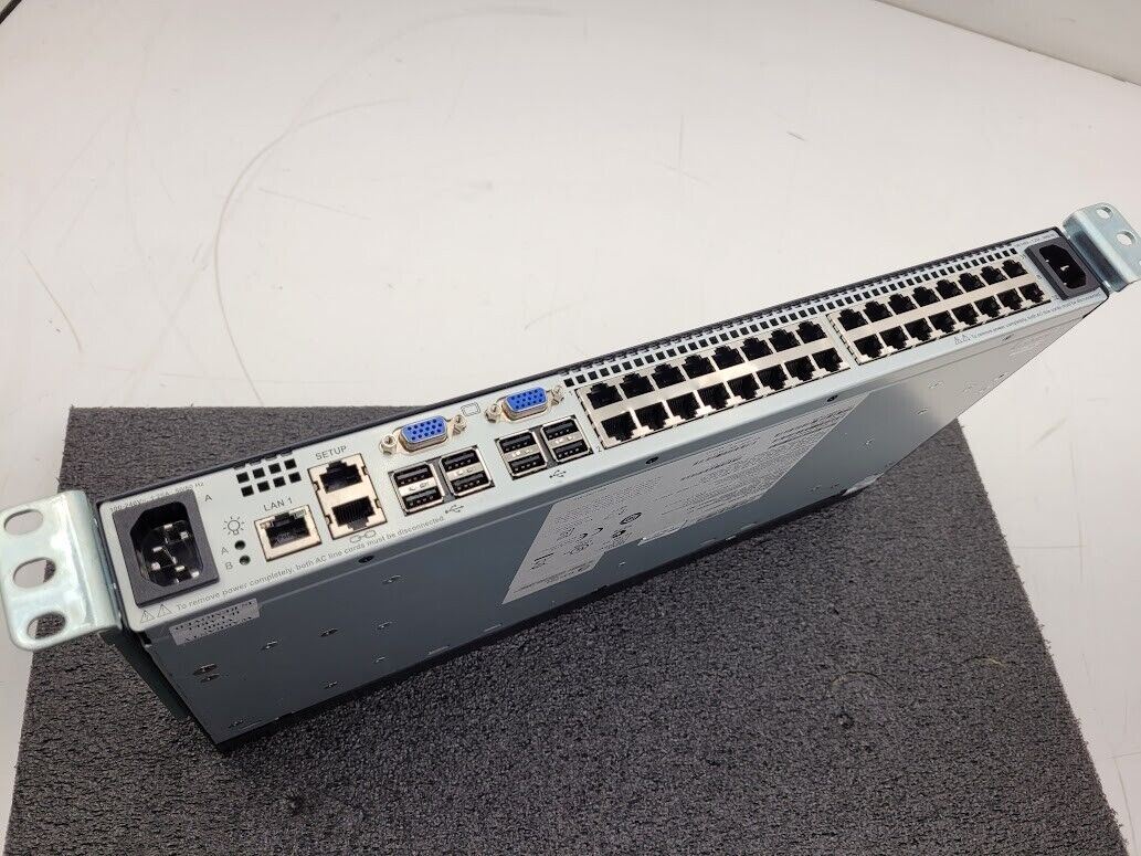 HP AF619A 578713-002 32-Port KVM Server Console Switch 100-240VAC