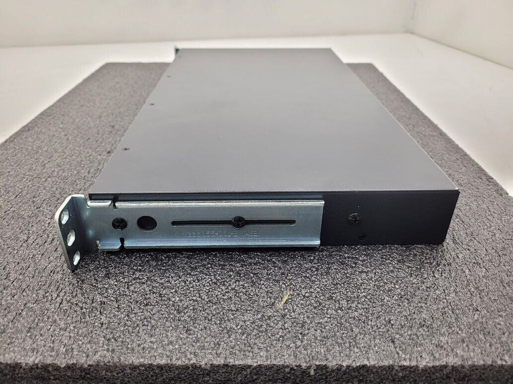 HP AF619A 578713-002 32-Port KVM Server Console Switch 100-240VAC