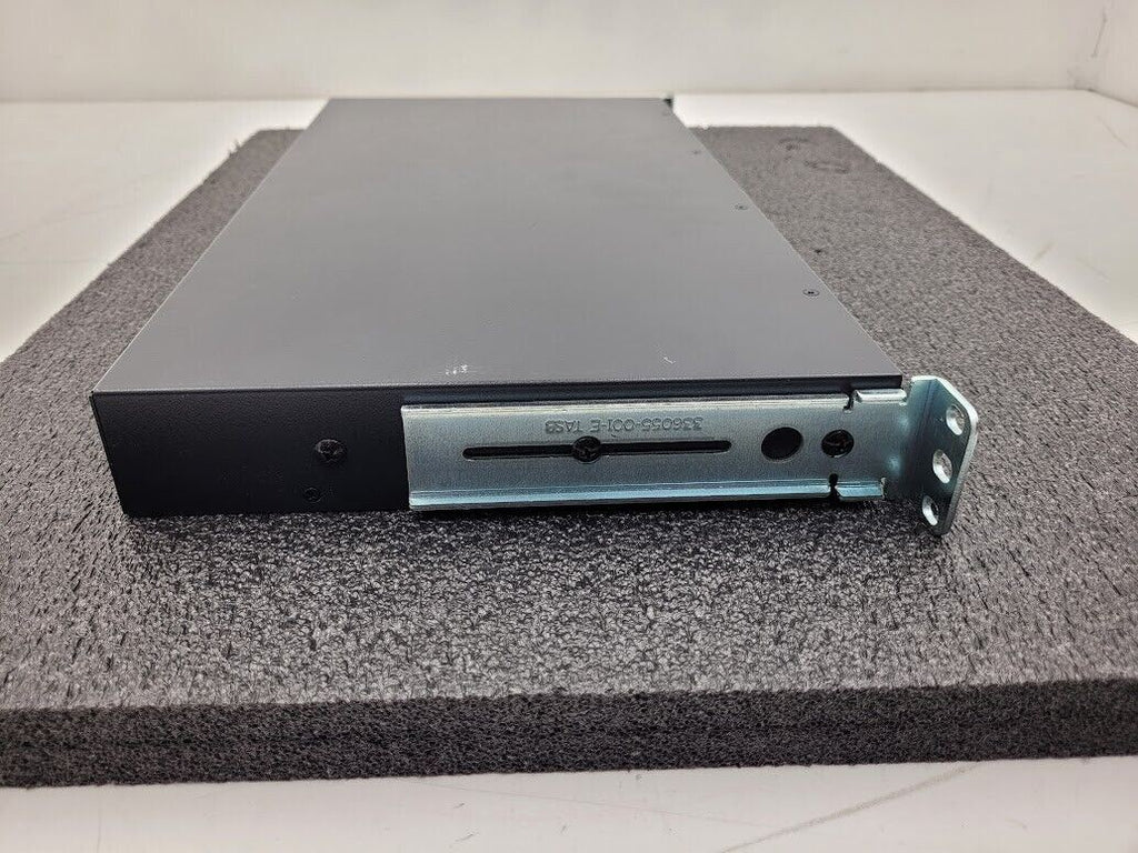 HP AF619A 578713-002 32-Port KVM Server Console Switch 100-240VAC