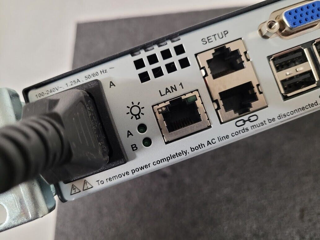 HP AF619A 578713-002 32-Port KVM Server Console Switch 100-240VAC