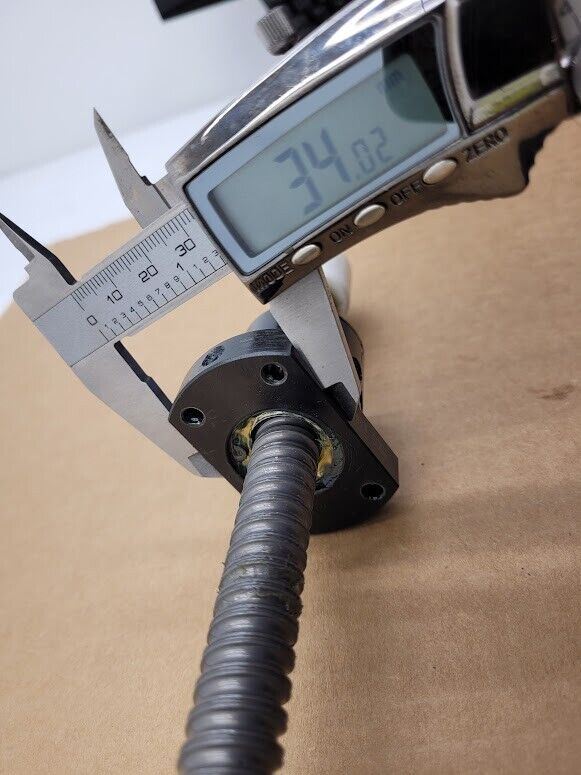 1505 Kuroda ABB Recirculating Ball Screw 12" OAL 6" Travel 5mm lead 8mm Shaft