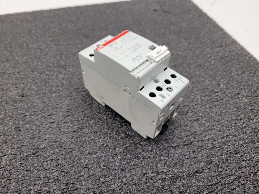 ABB DIN Rail Contactor ESB24-40 24V AC/DC 40-450Hz 24A 240-480VAC