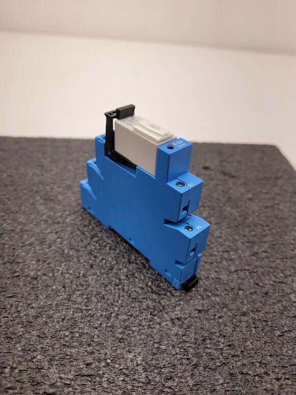 Finder 93.02.7.024 Socket Type Relay 41.52.9.024.0010 8A 250V 24VDC Coil DIN