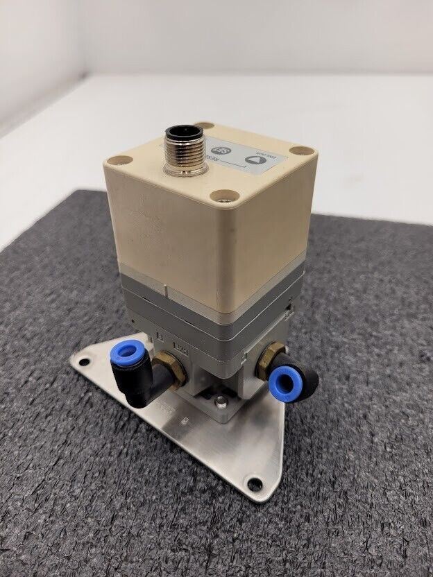 SMC ITV2030-31N2L4 Electro Pneumatic Regulator 0-10VDC Input 0.7-70SPI Output