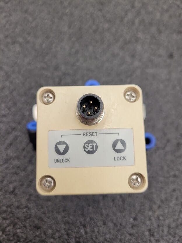 SMC ITV2030-31N2L4 Electro Pneumatic Regulator 0-10VDC Input 0.7-70SPI Output