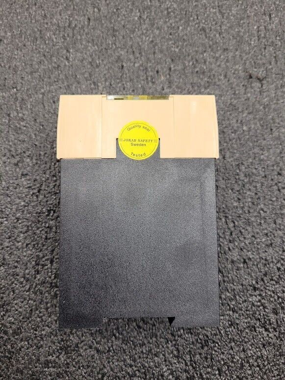 Jakob Safety PLC ABB Pluto B20 Safety Relay  4x 4-20mA/0-10V analog inputs 24VDC