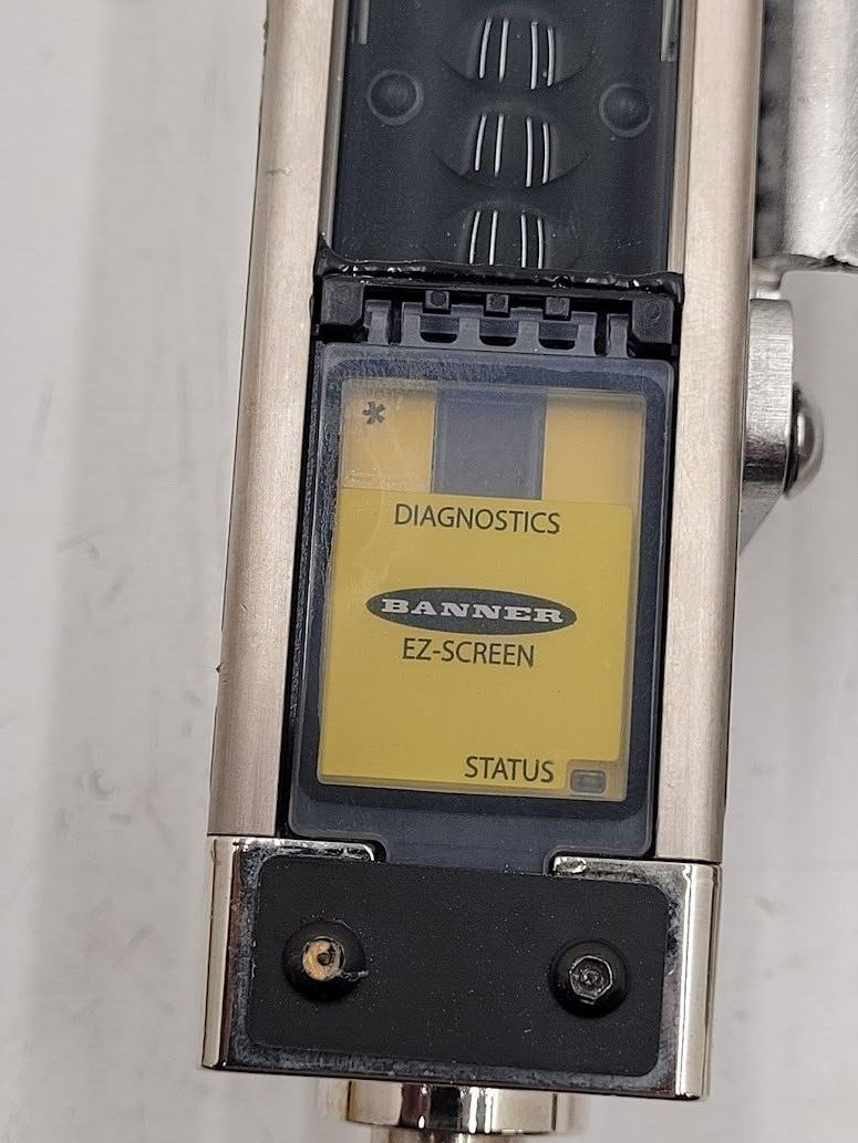 Banner EZ-Screen SLSR14-750NQ8 SLSE14-750NQ8 ESD Series 750mm Area 24VDC Lot B