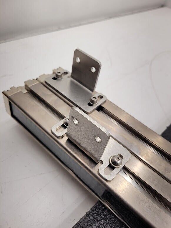 Banner EZ-Screen SLSR14-750NQ8 SLSE14-750NQ8 ESD Series 750mm Area 24VDC Lot B