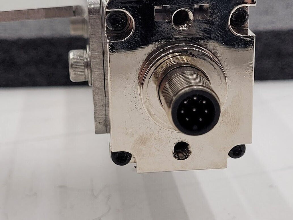 Banner EZ-Screen SLSR14-750NQ8 SLSE14-750NQ8 ESD Series 750mm Area 24VDC Lot B