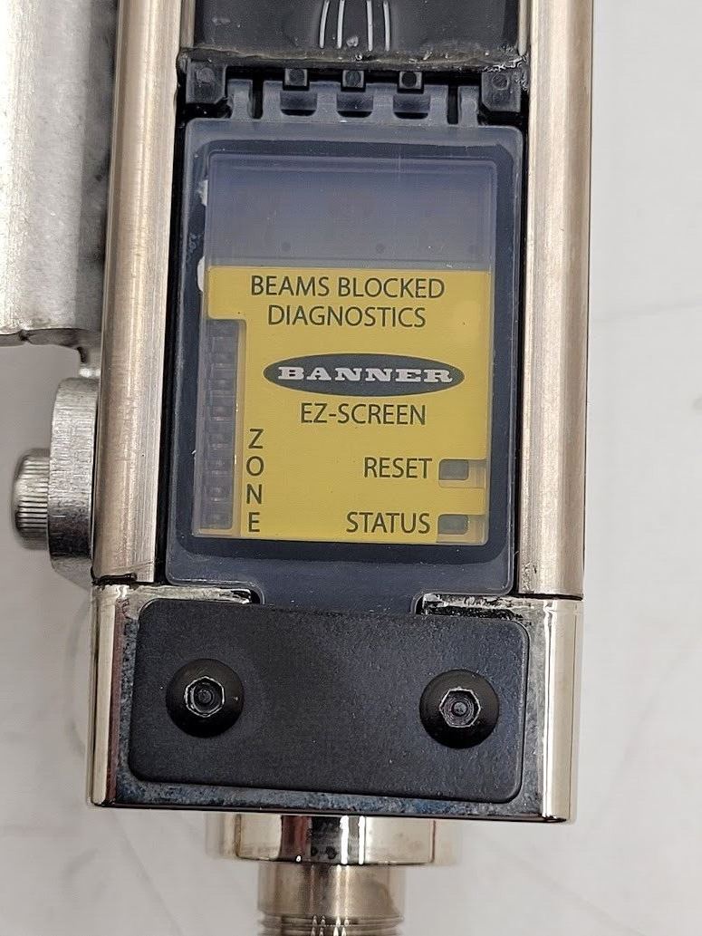 Banner EZ-Screen SLSR14-750NQ8 SLSE14-750NQ8 ESD Series 750mm Area 24VDC Lot B