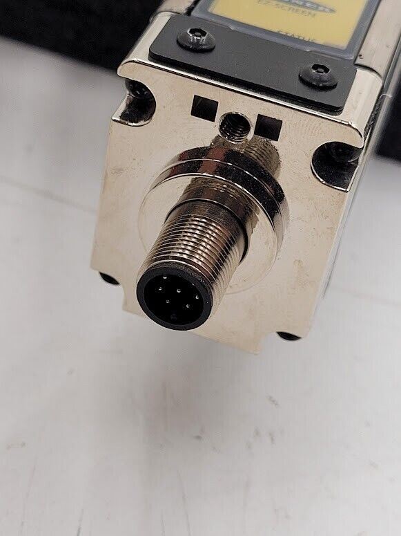 Banner EZ-Screen SLSR14-750NQ8 SLSE14-750NQ8 ESD Series 750mm Area 24VDC Lot A