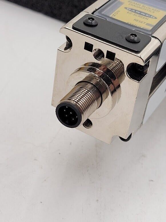 Banner EZ-Screen SLSR14-750NQ8 SLSE14-750NQ8 ESD Series 750mm Area 24VDC Lot A