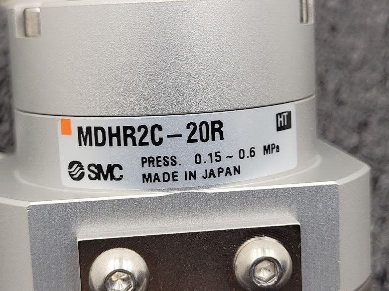 SMC MDHR2C-20R Gripper Rotary Actuated MHR Grippers w/ D-M9N Sensors
