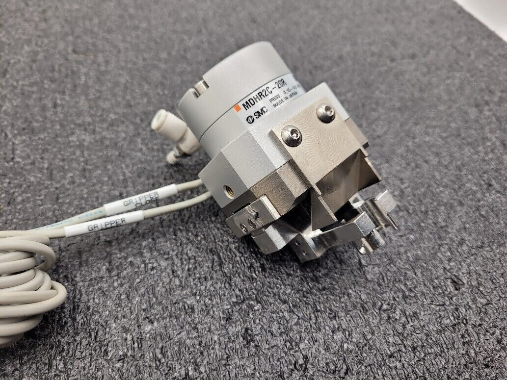 SMC MDHR2C-20R Gripper Rotary Actuated MHR Grippers w/ D-M9N Sensors