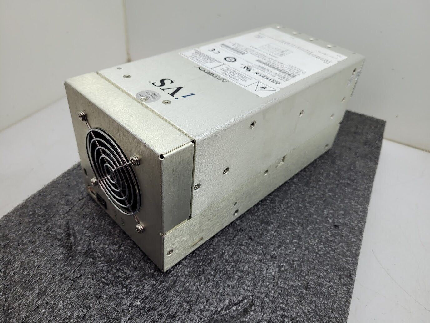 Artesyn DC Power Supply iVS1-5N0-00-A 1500W 15VDC 100A Output 100-240V 20A Input